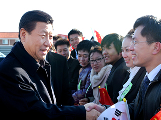 习近平访韩时接见公派职工代表